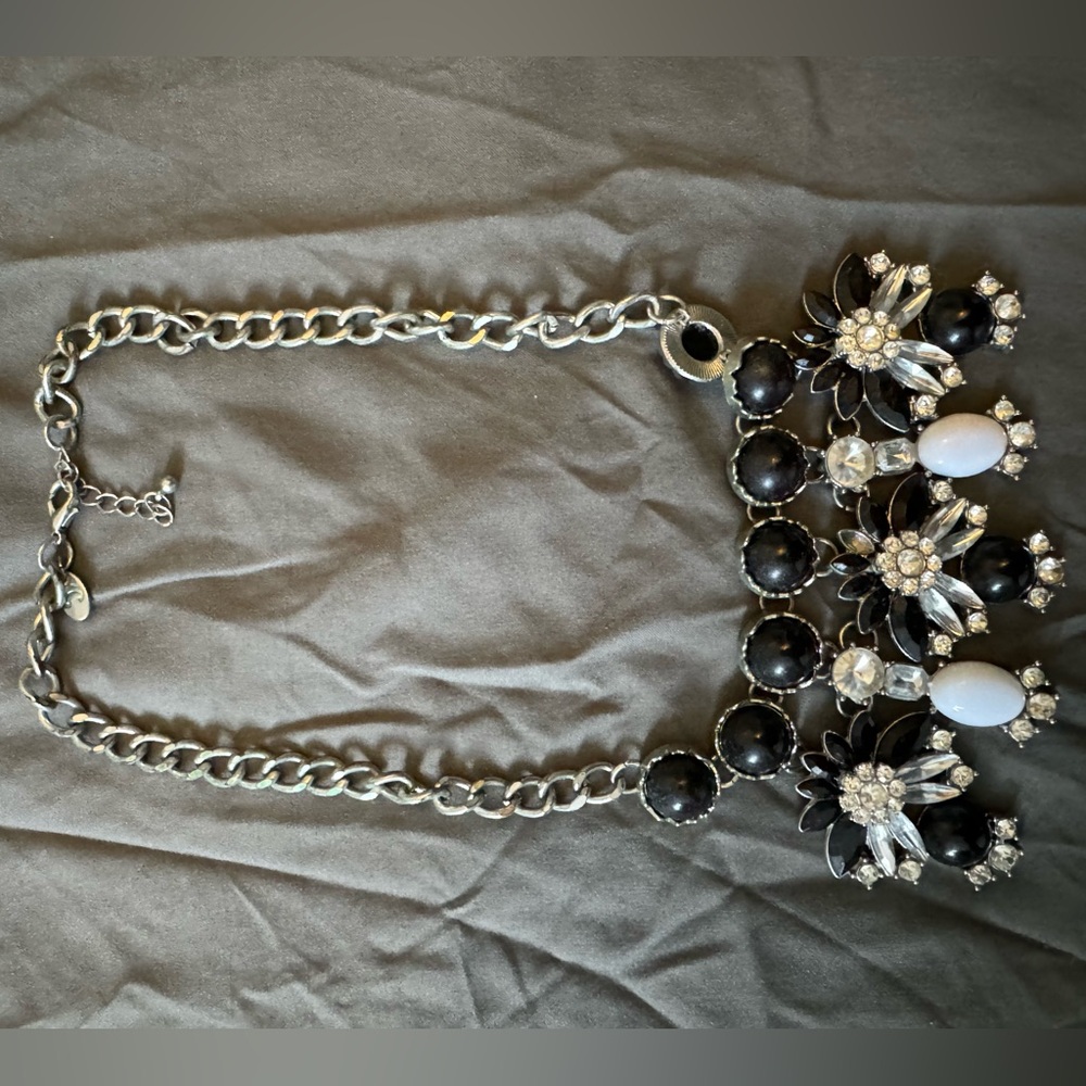Charming Charlie B&W Necklace